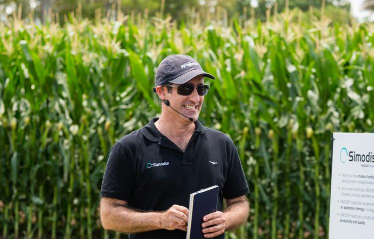 Syngenta Technical Manager, Rob Vitelli, in the field