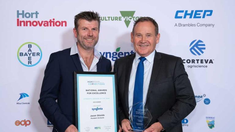Jason Shields and Syngenta Territory Head – ANZ Paul Luxton
