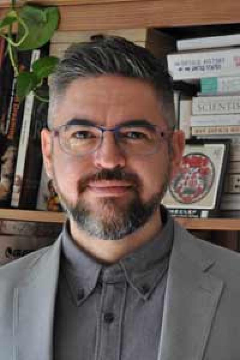 Dr. Sigfredo Fuentes Senior Lecturer in Digital Agriculture, Food and Wine School of Agriculture and Food Faculty of Veterinary and Agricultural Sciences.